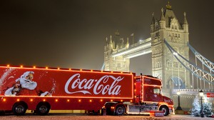 Coca-Cola christmas truck_Tower bridge